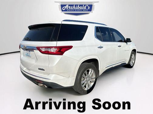 Iridescent Pearl Tricoat 2020 Chevrolet Traverse High Country