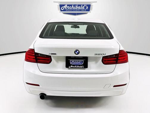 2015 BMW 320 i
