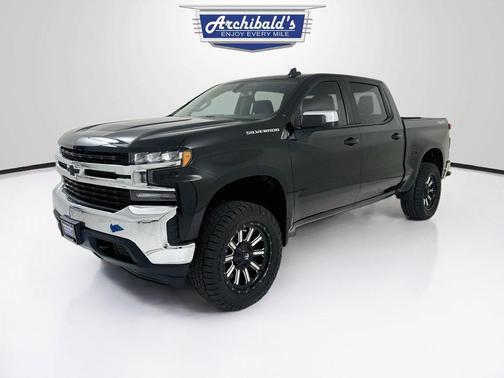 Black 2020 Chevrolet Silverado 1500 LT