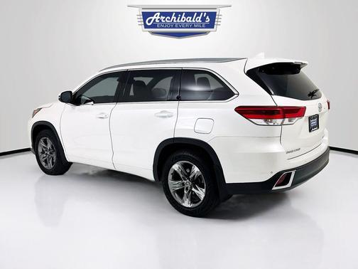 2017 Toyota Highlander Limited Platinum