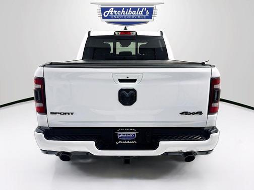 Bright White Clearcoat 2022 RAM 1500 Sport