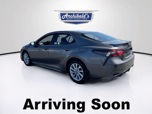Predawn Gray Mica 2024 Toyota Camry SE