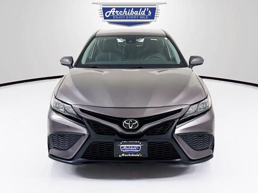 Predawn Gray Mica 2024 Toyota Camry SE