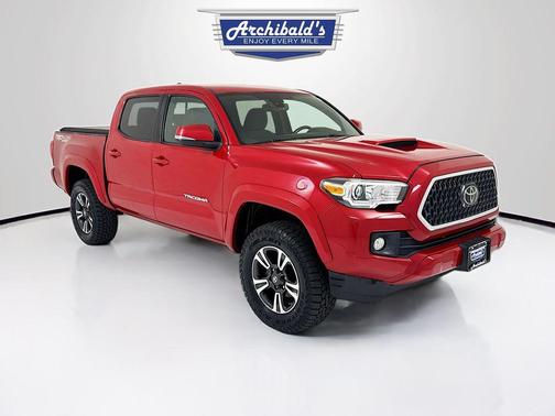 Barcelona Red Metallic 2018 Toyota Tacoma TRD Sport