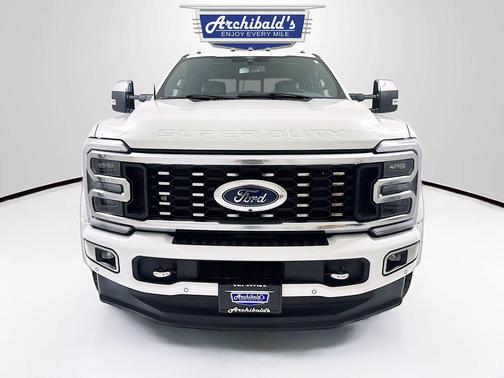 Star White Metallic Tri-Coat 2024 Ford F-450 Platinum