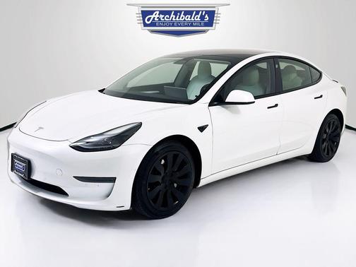 2021 Tesla Model 3 Standard Range Plus