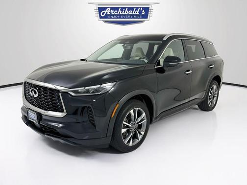 Mineral Black 2023 INFINITI QX60 Luxe