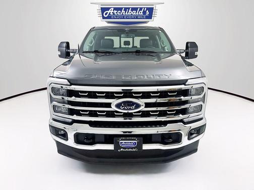Carbonized Gray Metallic 2024 Ford F-250 Lariat