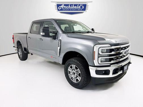 Carbonized Gray Metallic 2024 Ford F-250 Lariat