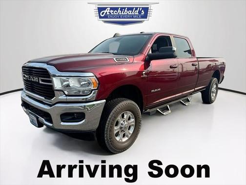 2020 RAM 2500 Big Horn Crew Cab 4X4 8' Box