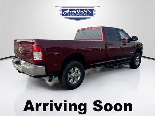 2020 RAM 2500 Big Horn Crew Cab 4X4 8' Box