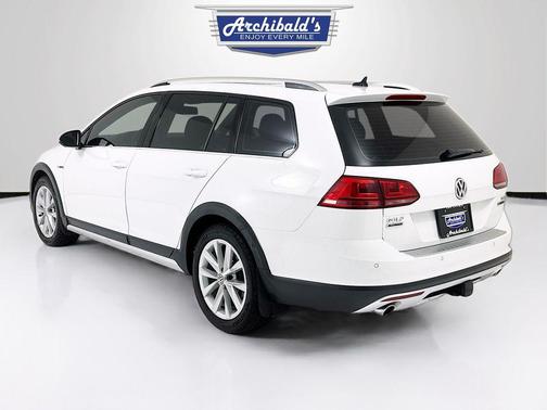 2017 Volkswagen Golf Alltrack TSI SE