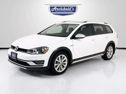 2017 Volkswagen Golf Alltrack TSI SE