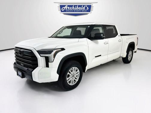 Ice Cap 2023 Toyota Tundra SR5