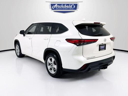 2021 Toyota Highlander L