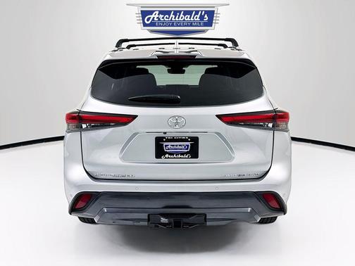 2022 Toyota Highlander Limited