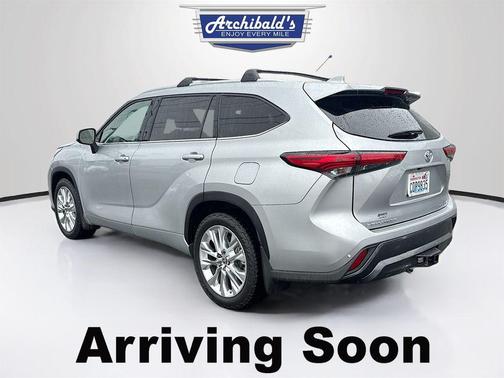 2022 Toyota Highlander Limited