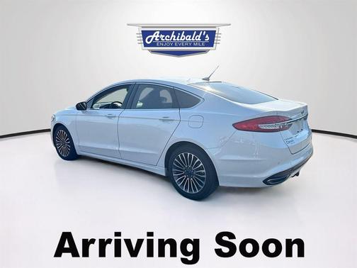 White Platinum Metallic Tri-Coat 2017 Ford Fusion SE