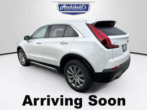 2023 Cadillac XT4 Premium Luxury
