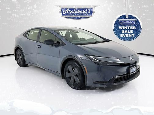 2024 Toyota Prius LE