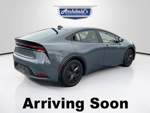 2024 Toyota Prius LE