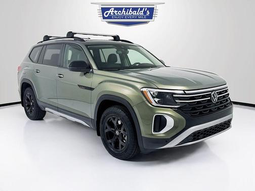 2024 Volkswagen Atlas 2.0T SE w/Technology 4MOTION