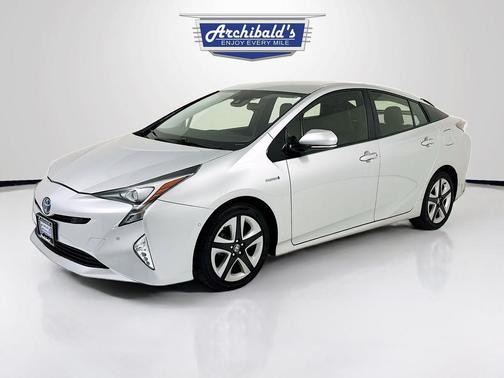 2017 Toyota Prius Three Touring