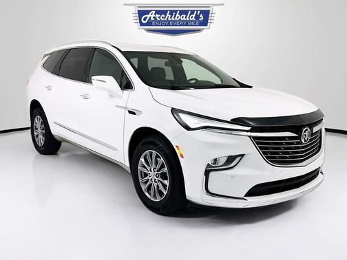 2023 Buick Enclave Essence AWD
