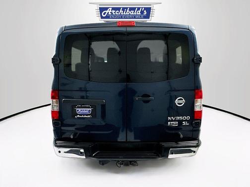 2016 Nissan NV Passenger NV3500 HD SL V8