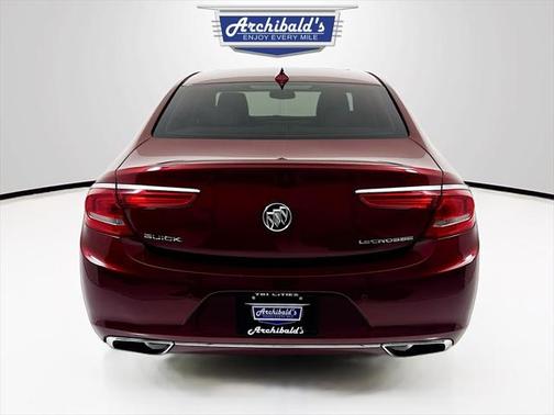 2017 Buick LaCrosse Essence