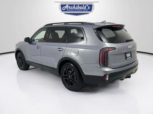 Everlasting Silver 2024 Kia Telluride EX X-Line