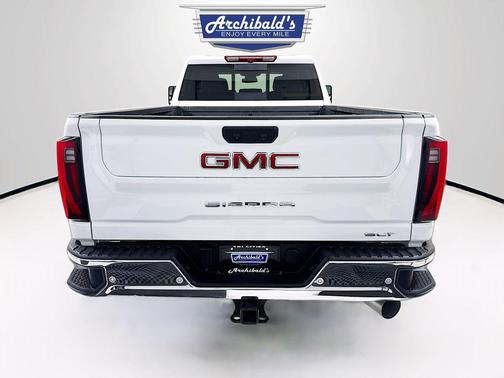 2024 GMC Sierra 3500 SLT