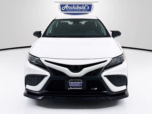 2022 Toyota Camry Nightshade Edition Hybrid