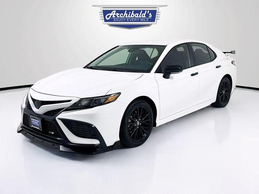 2022 Toyota Camry Nightshade Edition Hybrid