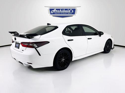 2022 Toyota Camry Nightshade Edition Hybrid