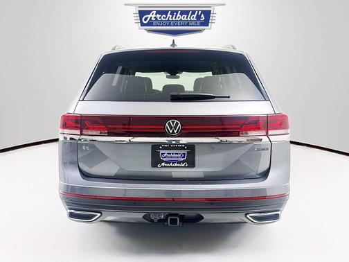 2024 Volkswagen Atlas 2.0T SE w/Technology 4MOTION