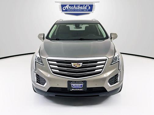 Bronze Dune Metallic 2019 Cadillac XT5 Luxury