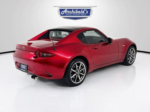 2022 Mazda MX-5 Miata RF Grand Touring