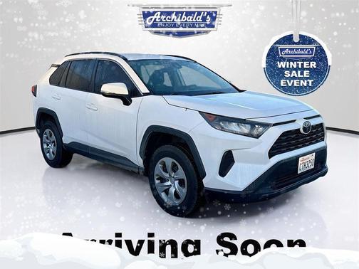 2020 Toyota RAV4 LE