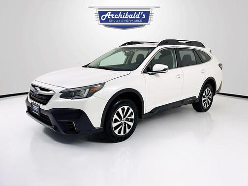 Crystal White Pearl 2022 Subaru Outback Premium