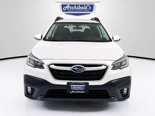 Crystal White Pearl 2022 Subaru Outback Premium