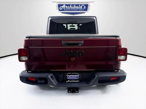 2021 Jeep Gladiator Willys 4x4