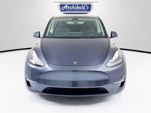 Midnight Silver Metallic 2023 Tesla Model Y Long Range Dual Motor All-Wheel Drive