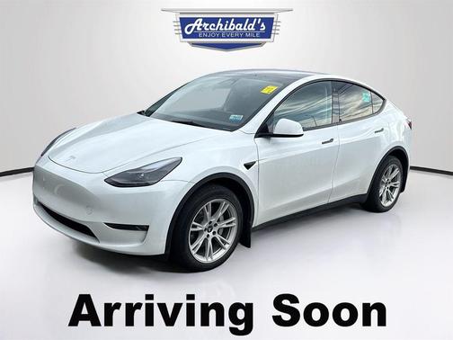 2023 Tesla Model Y Long Range Dual Motor All-Wheel Drive