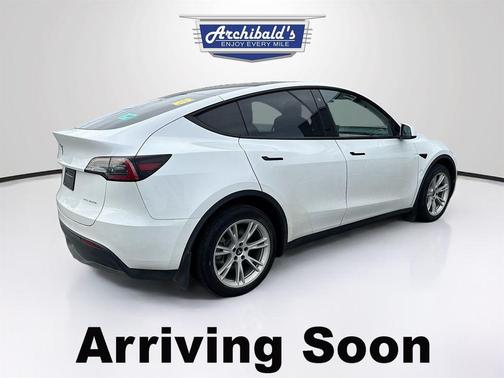 2023 Tesla Model Y Long Range Dual Motor All-Wheel Drive