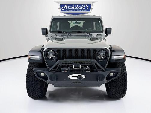 Sting-Gray Clearcoat 2023 Jeep Wrangler Rubicon