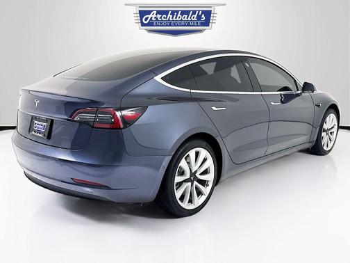 2019 Tesla Model 3 Standard Range Plus