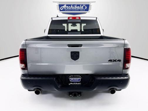 2021 RAM 1500 Classic SLT