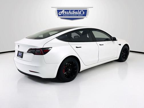 2020 Tesla Model 3 Standard Range Plus