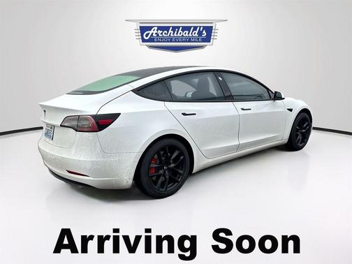 2020 Tesla Model 3 Standard Range Plus